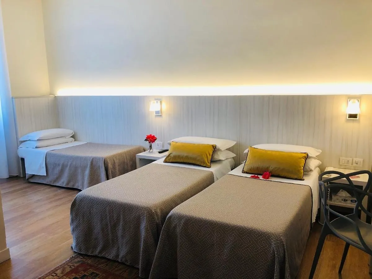 Hotel La Nuova Rotaia Gallarate 3*,  Italy
