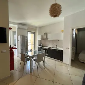  Appartamento Bilocale In Centro - 10km Da Malpensa